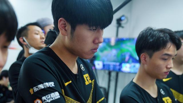 翔伞运动的 翔伞运动的