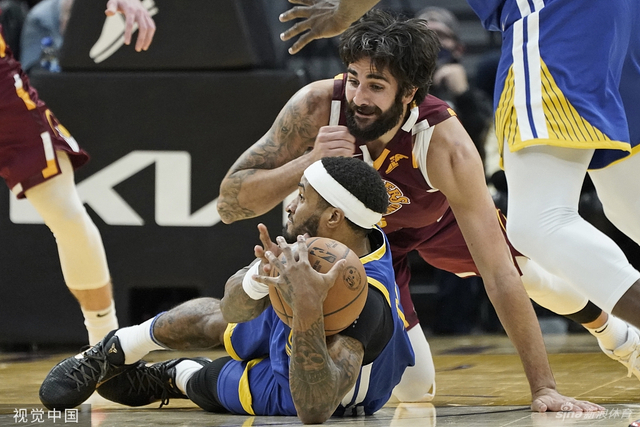 以短角站位 以短角站位