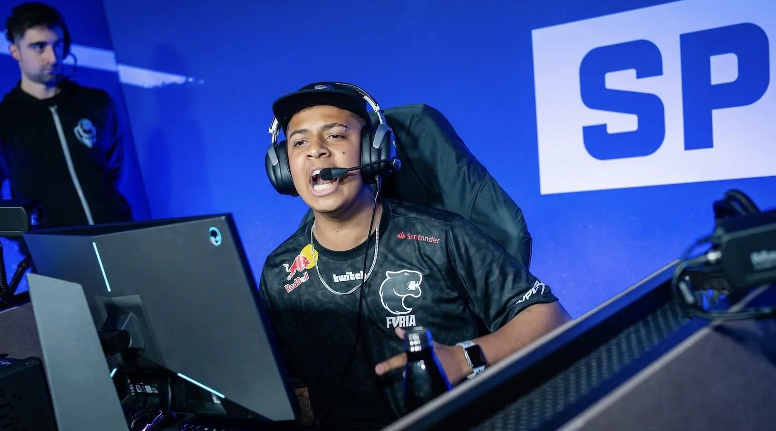 伦纳德出战 伦纳德出战